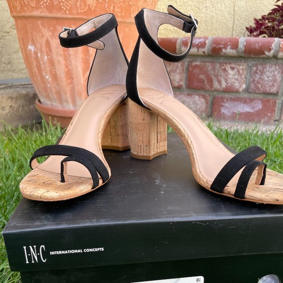 INC International Concepts Women's Wanada Toe-Ring Block-Heel Sandals - Picture 2 of 7